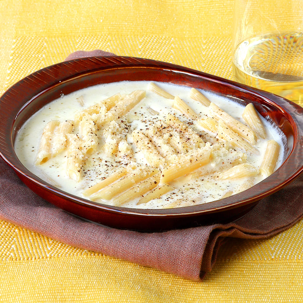 クアトロフォルマッジのクリームペンネ