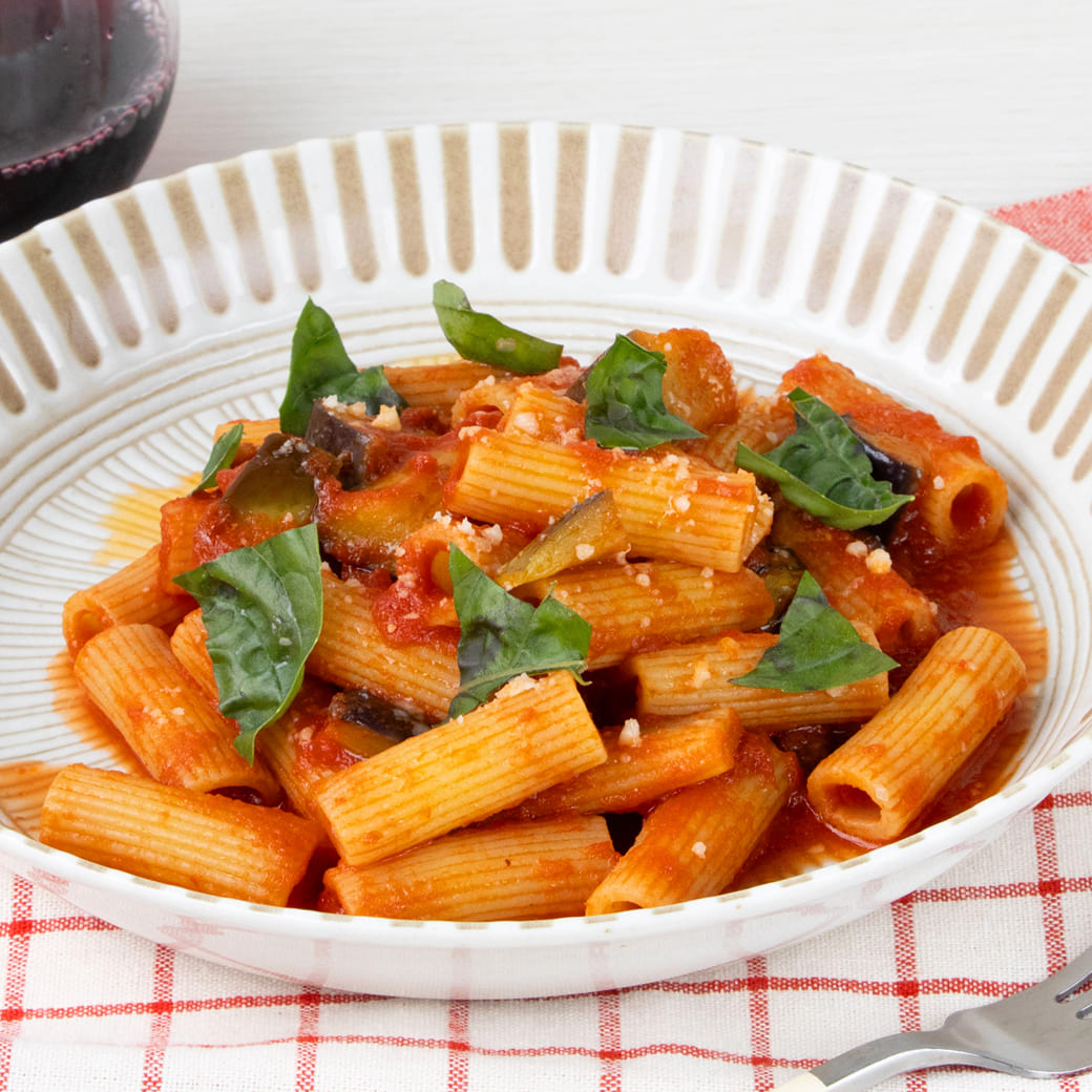 ダッテリーニソースと揚げナスのリガトーニ
