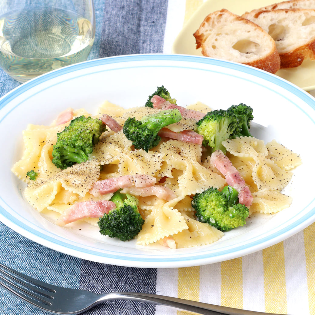 ブロッコリーとパンチェッタのファルファッレ